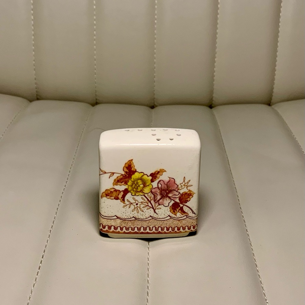 *VTG* Oriental‎ Gardens by Brown & Ritchie 1930's Pepper Shaker